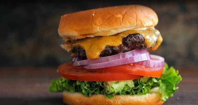 Classic Americano Burger.